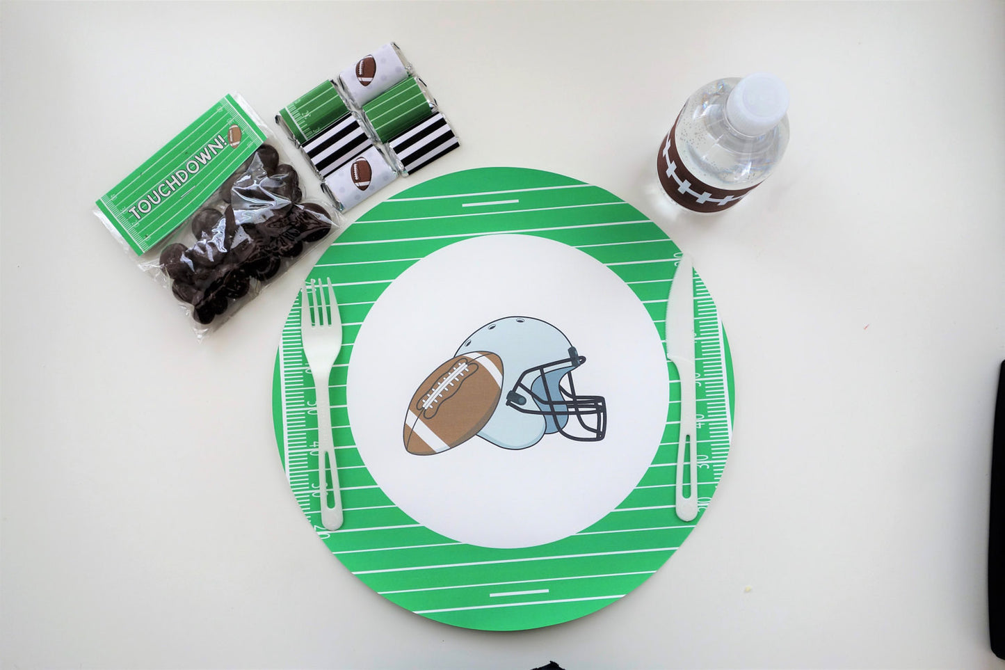 Football-themed Placemats (8-pack, 100% Cotton Paper)